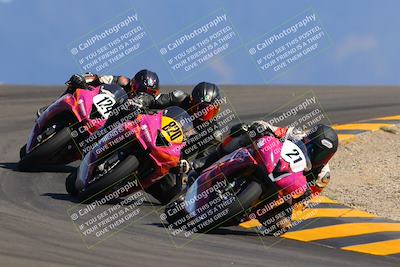 media/Oct-09-2022-SoCal Trackdays (Sun) [[95640aeeb6]]/Turn 12 (140pm)/